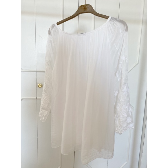 White Lace Top with Flare Sleeves - Picture 3 of 4